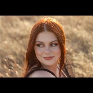 Meet your Posher, Natalie